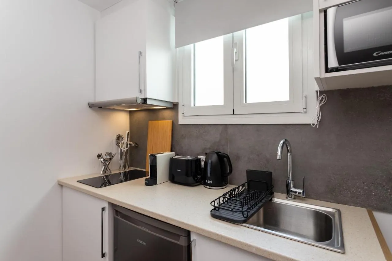 Soho Apartments & Studios