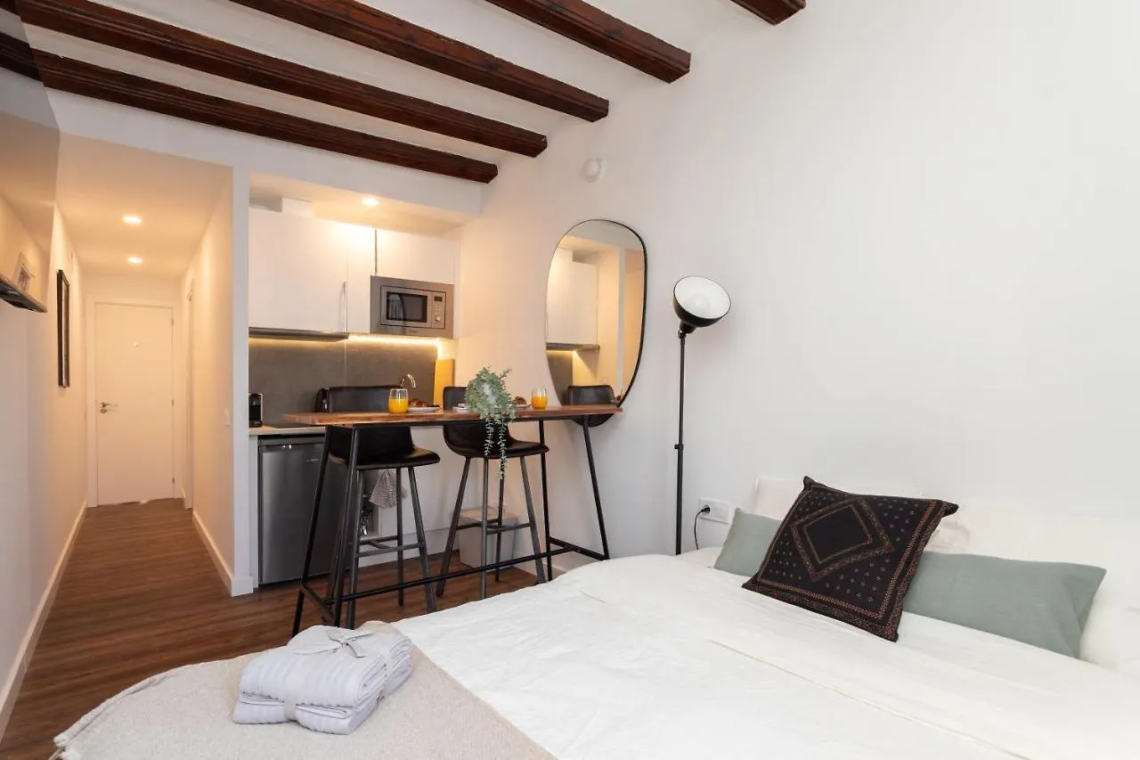 Soho Apartments & Studios